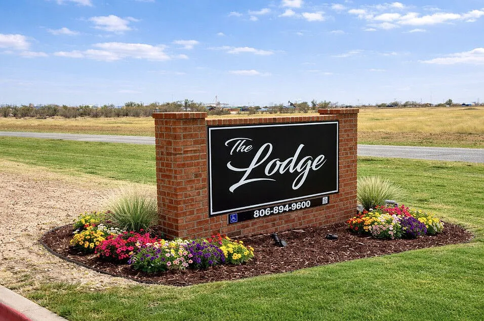 The Lodge Residential — Photo 3