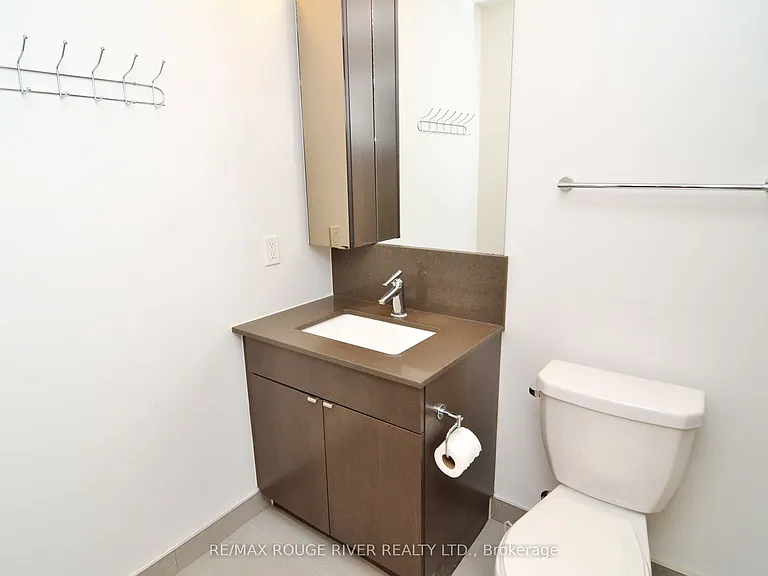 89 Dunfield Ave #509 — Photo 15