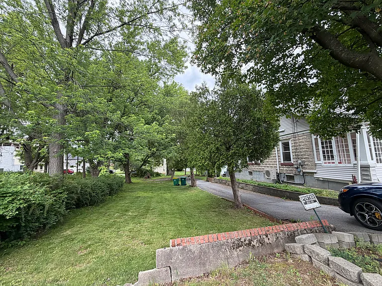 58 Berks St — Photo 29