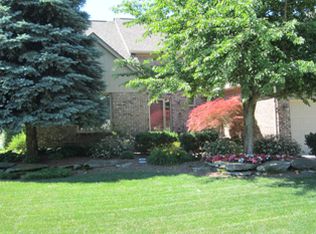 26858 Gena Dr, Chesterfield, MI 48051