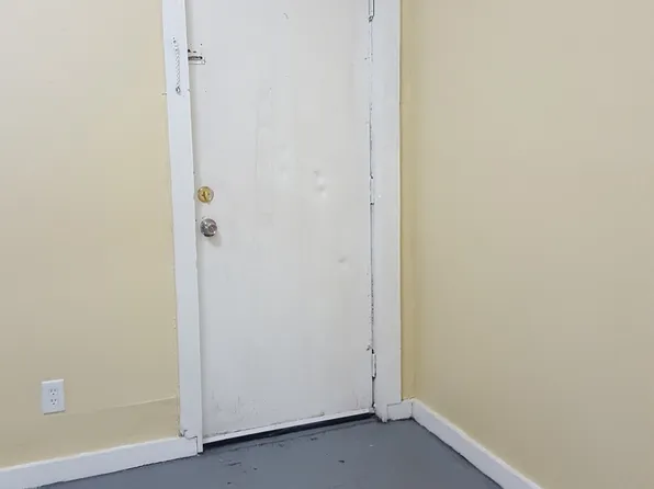 4 Boudinot St, Trenton, NJ 08618
