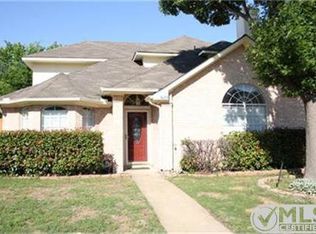 1623 Summers Dr, Cedar Hill, TX 75104