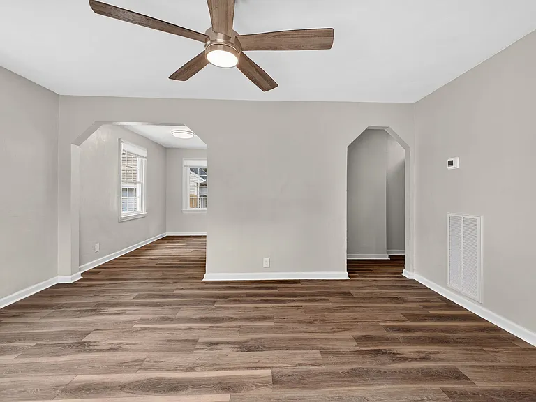 816 Martin Ave — Photo 5