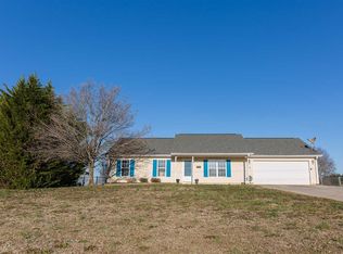 457 Mountain View Rd, Boiling Springs, SC 29316