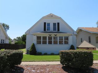 730 E Ferguson Ave, Wood River, IL