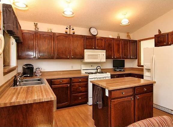 4th image of 15113 Southwind Dr