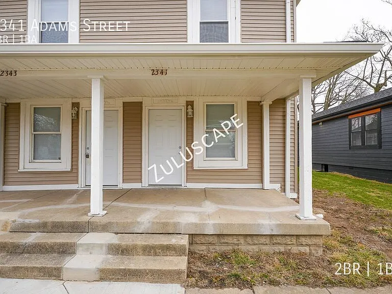 2341 Adams St — Photo 2