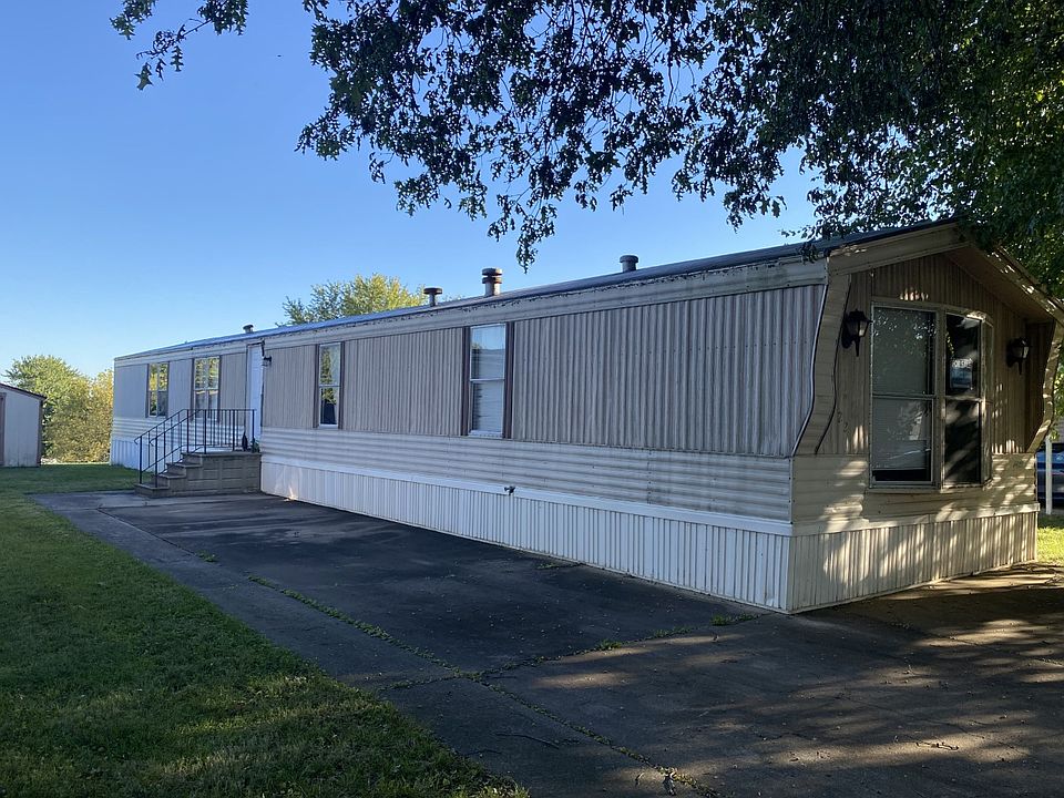 2nd image of 122 Cornelius Dr