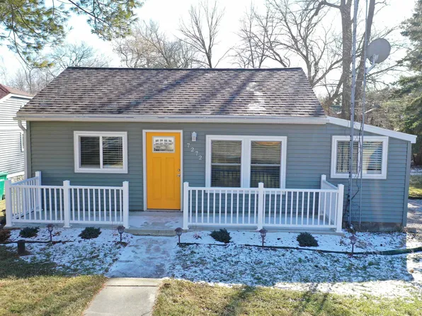 7272 Shoreward Rd, Lexington, MI 48450