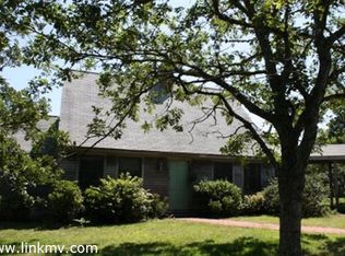 26 W Farm Rd W, Tisbury, MA 02575