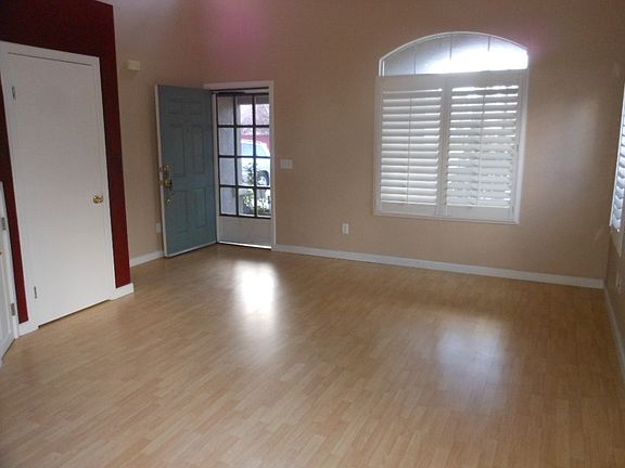 Living Rm