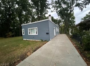 4206 Orchard Park Dr, Parma, OH 44134