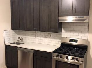 2577 44th St APT 2L, Astoria, NY 11103