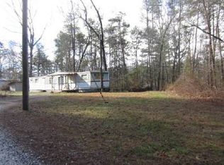 228 Hummingbird Ln, Ellijay, GA 30540