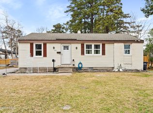 500 Cherokee Dr, Jacksonville, NC 28540