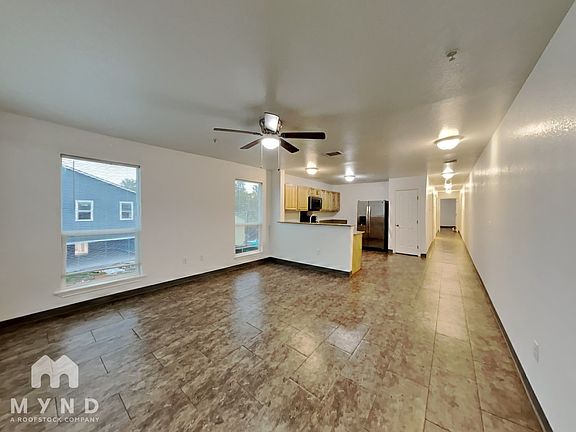 4th image of 708 W 6th St Unit C