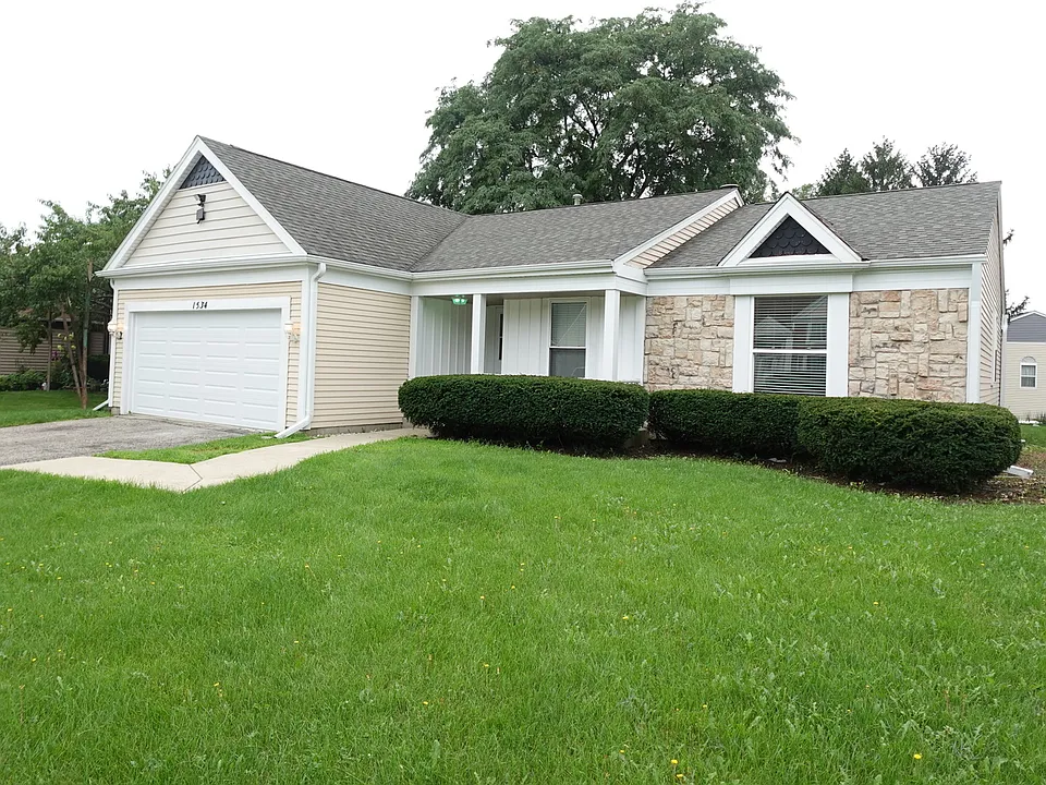 1534 Saint Andrews Cir