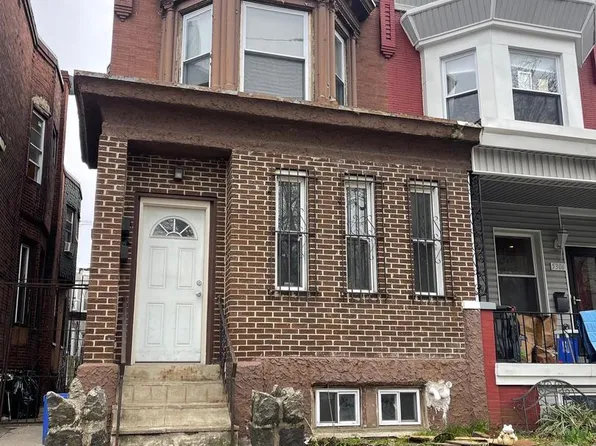 5304 Spruce St, Philadelphia, PA 19139