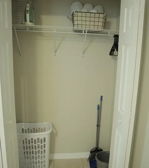807 Adams St — Photo 18