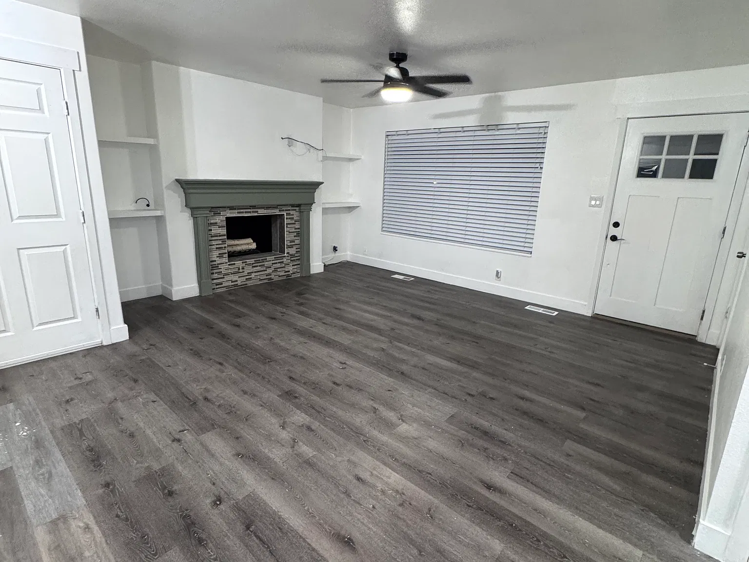 3 bed, 1025 sqft, $1,800 — Photo 3