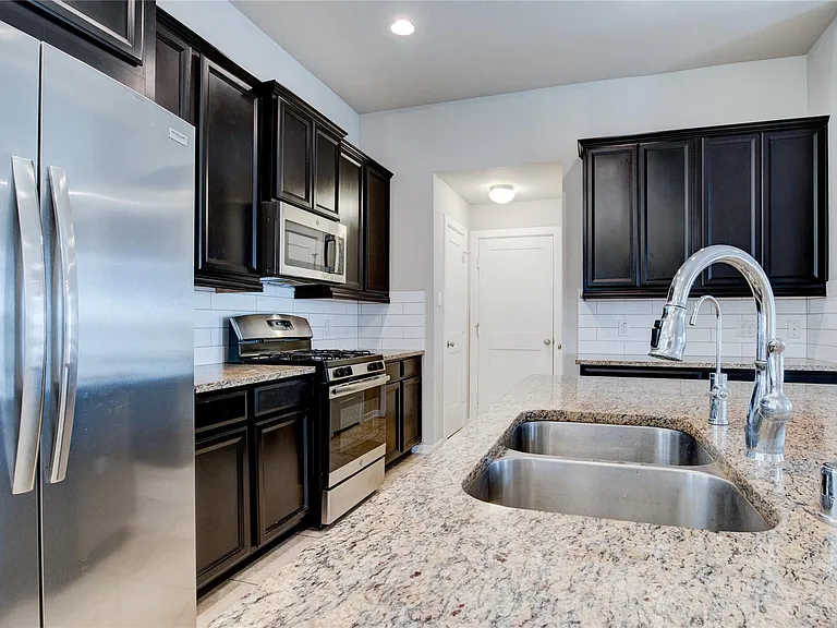 3114 Auburn Colony Ct — Photo 5