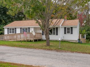 4 Dikes Landing Rd, Bath, ME 04530