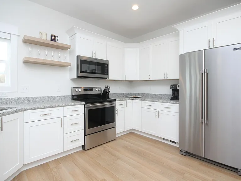 1076 Startown Rd — Photo 15
