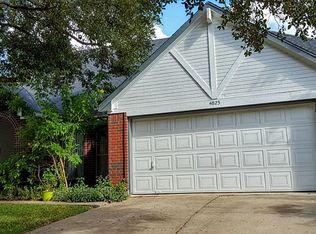4823 Cloverfield Dr, Pearland, TX 77584
