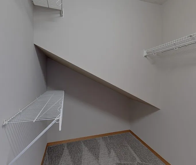 519 N Bristol Ct — Photo 16