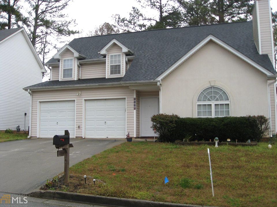 2nd image of 2952 Highland Park Cir