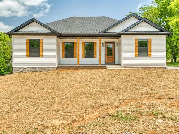 108 Bowden St, Russellville, KY 42276