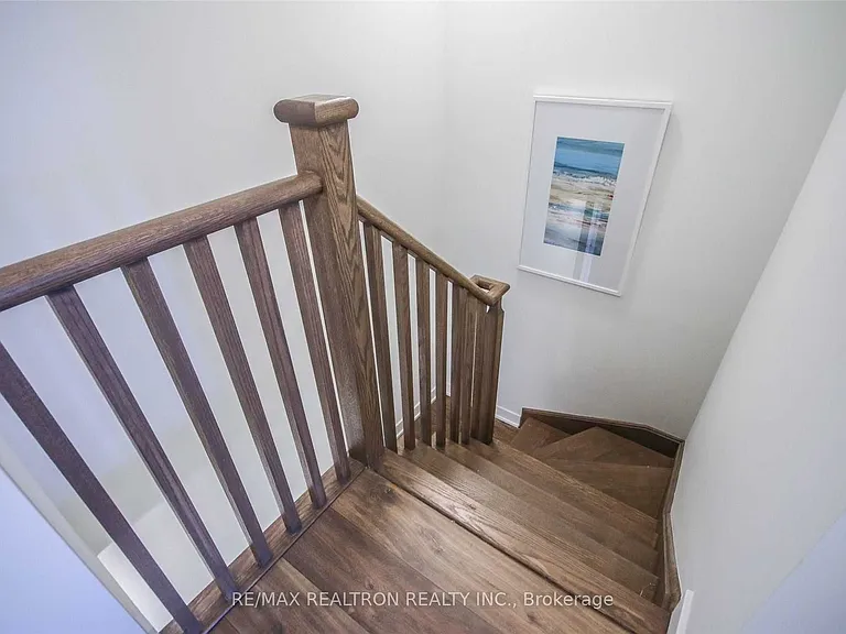 80 Vanauley St #Townhouse 121 — Photo 25