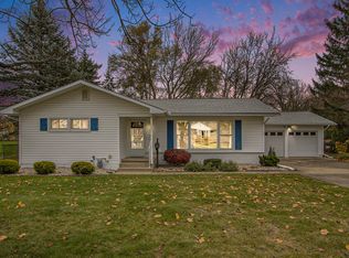 129 Cameron Dr, Battle Creek, MI 49015
