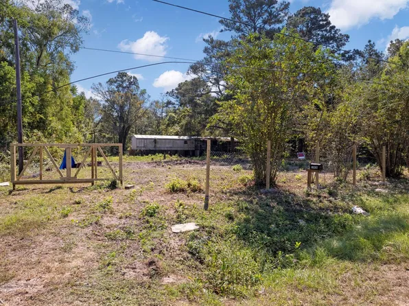 13930 McGregor Rd, Conroe, TX 77302