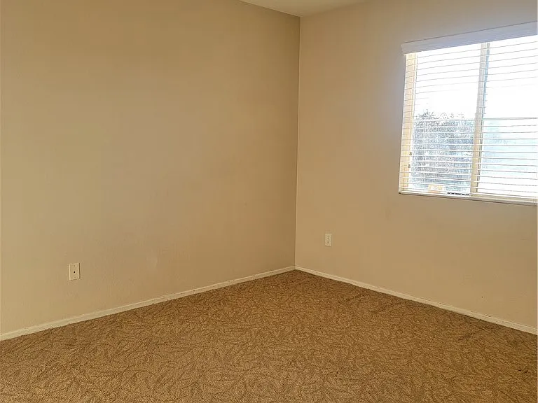 43650 Castle Cir — Photo 24