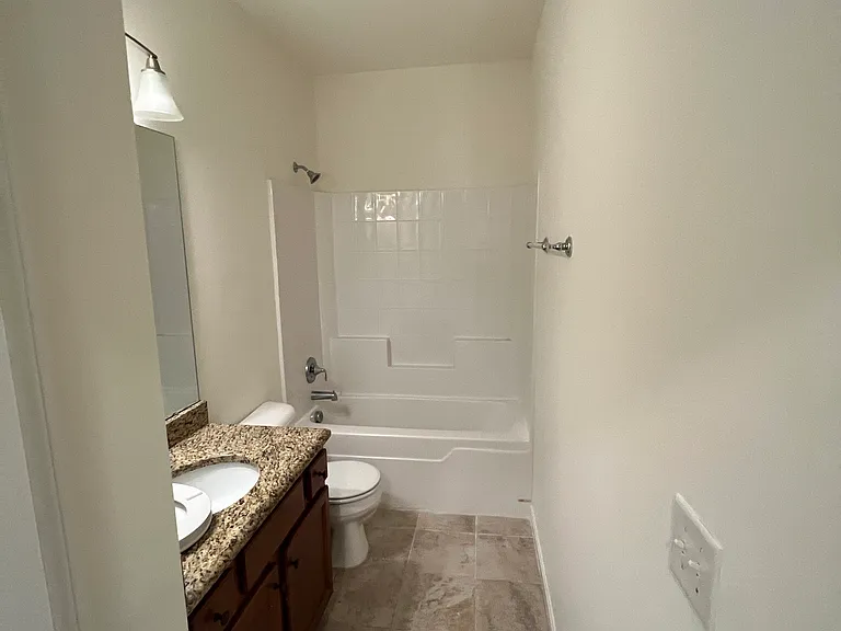 1013 Delight Dr — Photo 3