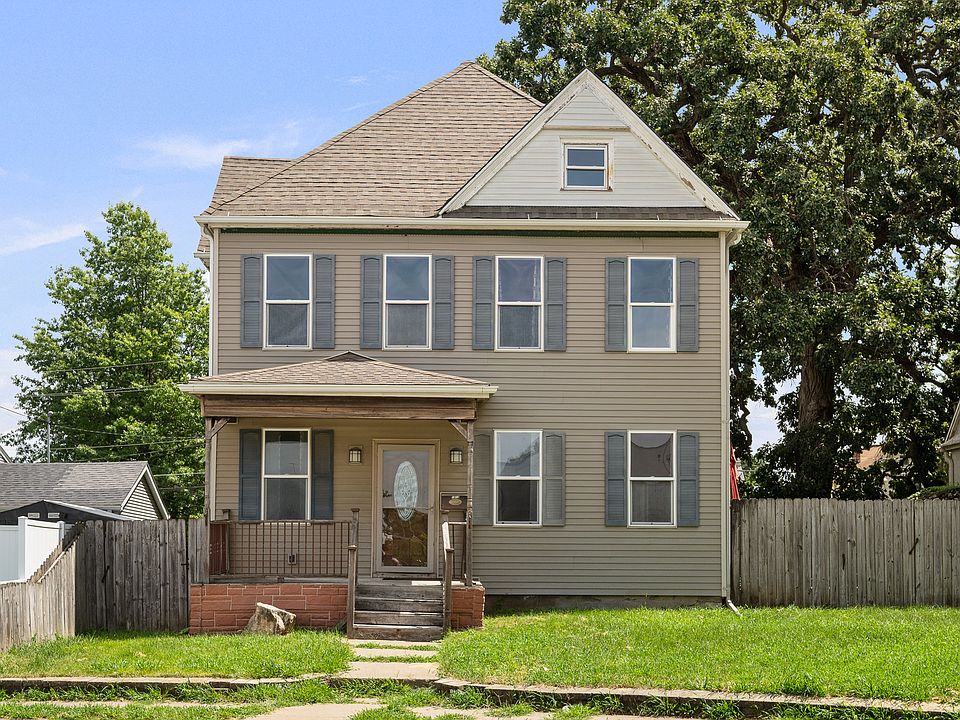1st image of 1813 Leclaire St