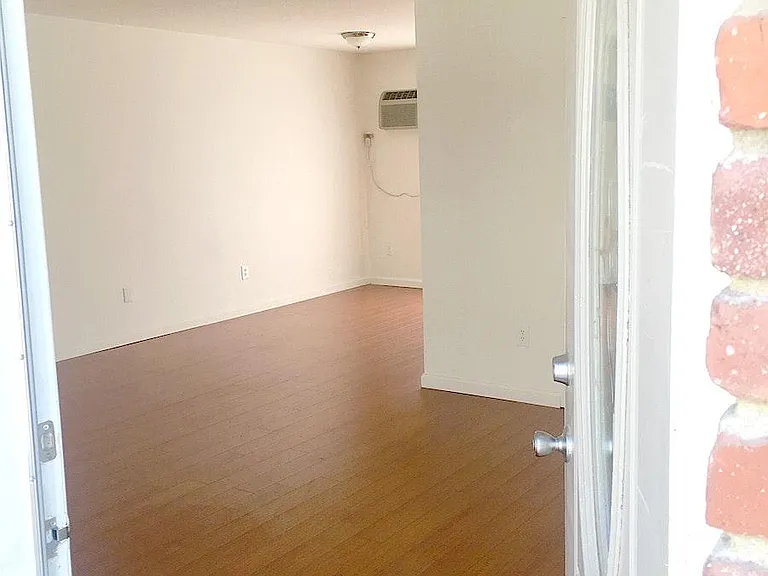 8619 Wilbur Ave #1 — Photo 2
