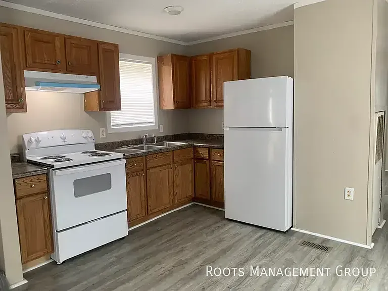 8725 Wabash Ave #105 — Photo 13