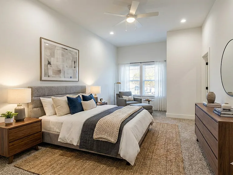 1207 Dewalt St — Photo 12