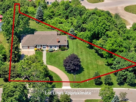2nd image of 1 Harbour Ln
