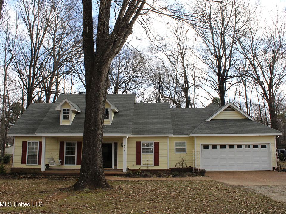 1st image of 234 W Sweetwater Rd