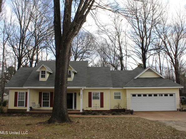 234 W Sweetwater Rd, Byhalia, MS 38611