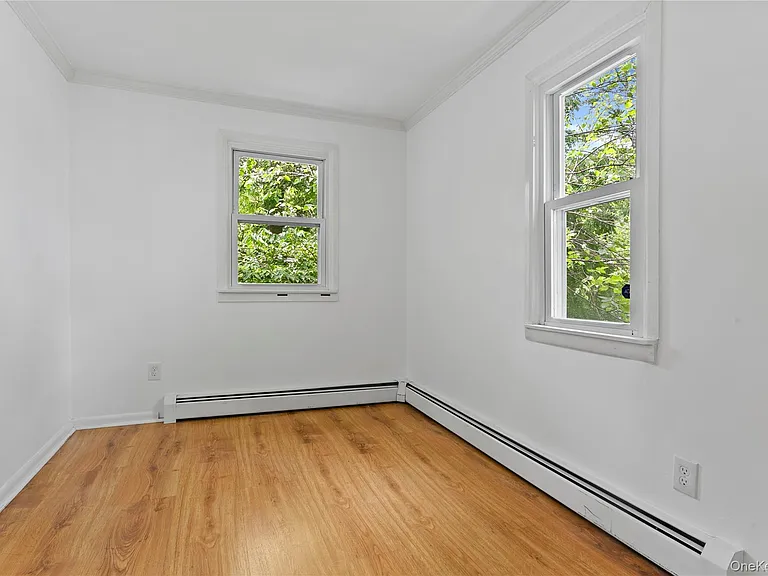 392 Main St — Photo 20