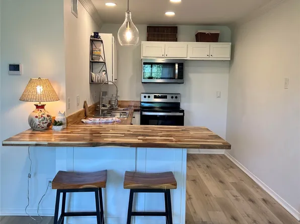 18333 Roehampton Dr APT 1528, Dallas, TX 75252