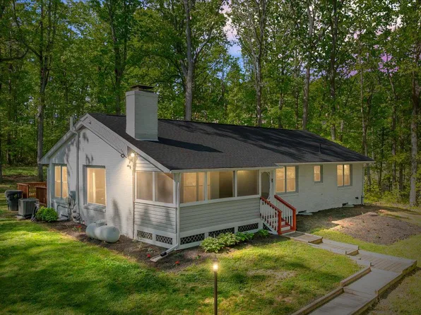 1905 Artillery Ridge Rd, Fredericksburg, VA 22408