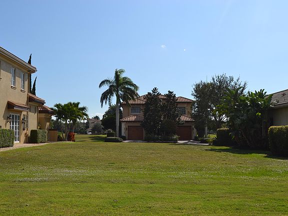 5th image of 141 SE Bella Strano