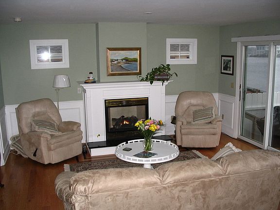 5th image of 3212 Windsor Ave