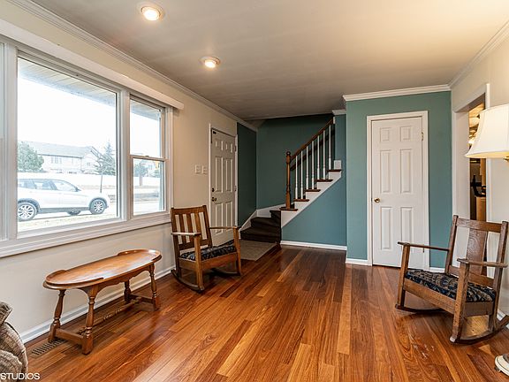 4th image of 9215 183rd St