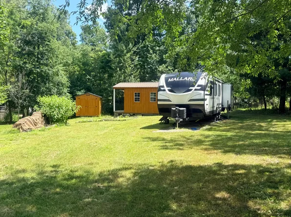 8 Seven Woodhaven Lcks, Sublette, IL 61367